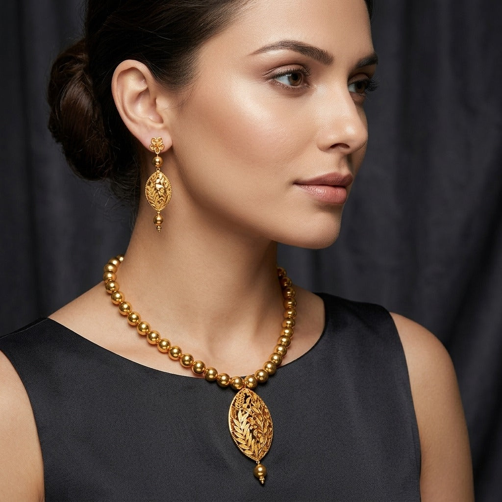 Costume Necklace Set (S72-0717) in gold, worn by a model – Anjali Jewellers